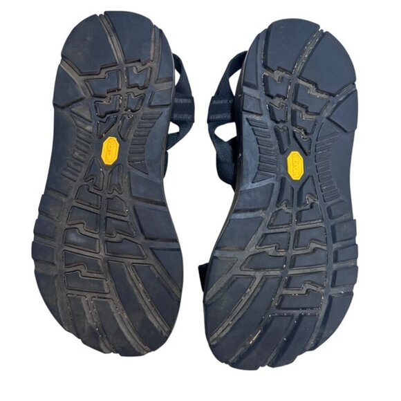 Chaco Z/Cloud Black Sport Sandals Vibram Sole Size 9 - Picture 2 of 4